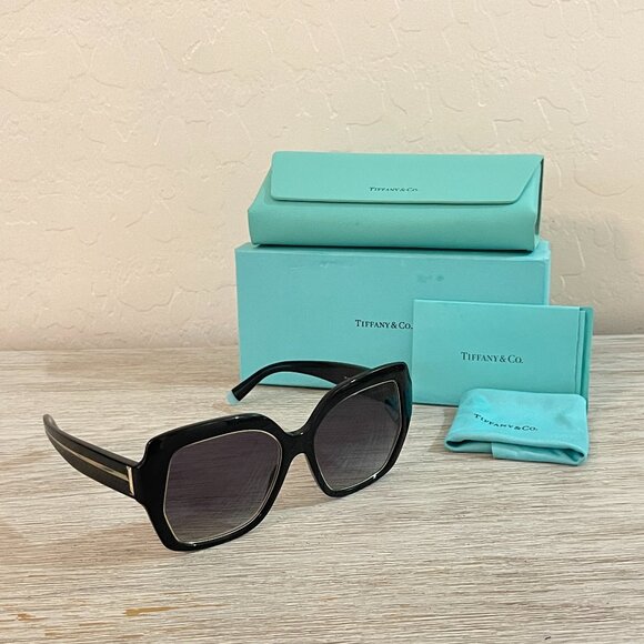 Tiffany & Co. Sunglasses Black Gold TF4183 Excellent Condition - Picture 3 of 9